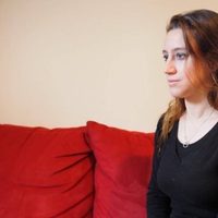 Francia: mujer podría enfrentar cadena perpetua por matar a padrastro que la violó desde los 12 años