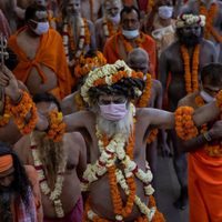 Inaudito: India celebra un multitudinario acto religioso con el coronavirus acechando