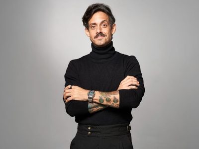 Irreconocible: así se transformó Agustín "Soy Rada" Aristarán para un nuevo desafío teatral que promete arrasar