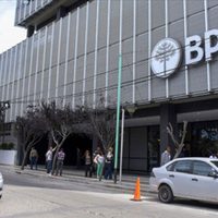 Atención: por un caso positivo de coronavirus, cierra una sucursal del BPN