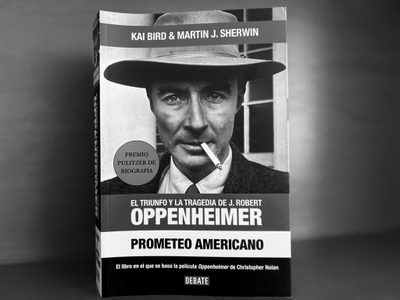 Robert Oppenheimer; Prometeo americano