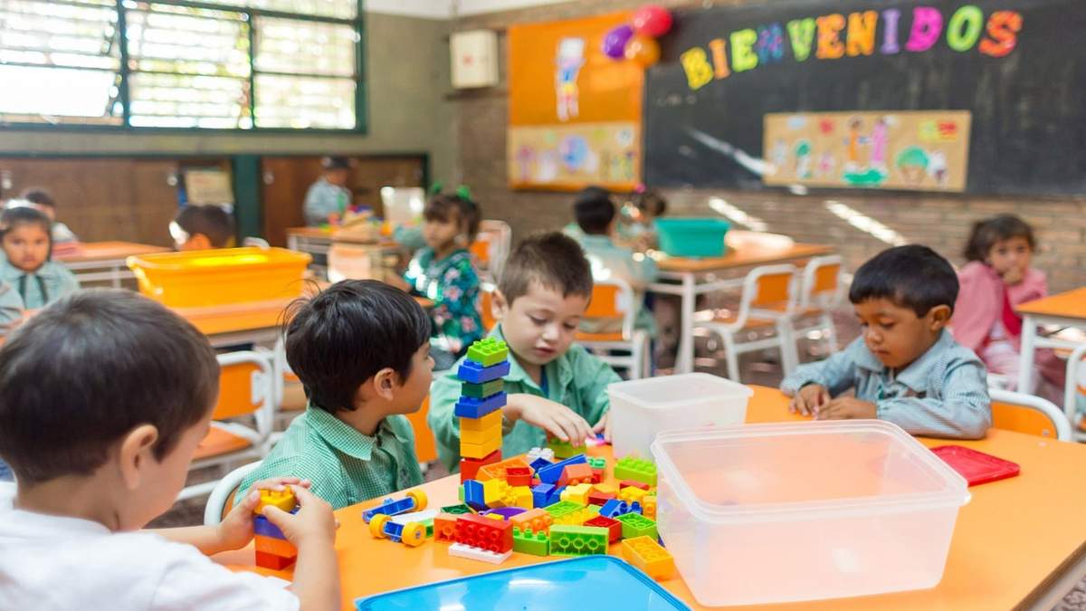 Las escuelas reforzarán los conocimientos en lengua y matemática. Fuente: (X)