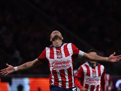 “Chicharito” lanza contundente mensaje tras abucheos de la afición del Guadalajara