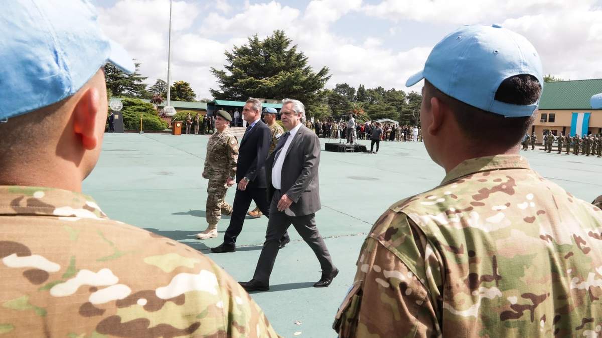 Fernández en Campo de Mayo (foto: Twitter).