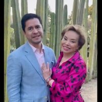 Elba Esther Gordillo se casó con su abogado y lo presume en video: "soy plenamente feliz"