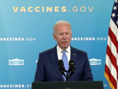 Biden insiste a la población de EU que se vacune ahora que Pfizer recibió la aprobación de la FDA