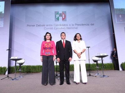 Entre reproches y acusaciones transcurre el primer debate por la presidencia del PRI