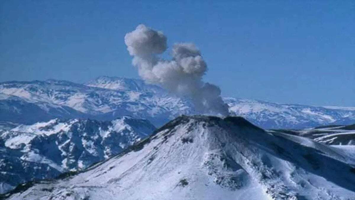 Volcán Chillán. Fuente (El Sol).