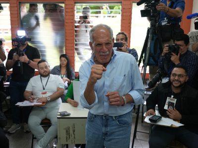 El candidato apoyado por Trump lleva ligera ventaja en las elecciones presidenciales de Honduras