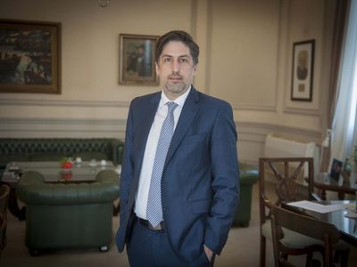 Encontraron medio millón de libros que el Macrismo no repartió
