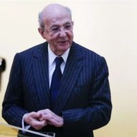 Murió el empresario Plácido Arango, fundador de Vips y Bodega Aurrerá