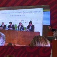 Todo lo que Vargas Llosa toca “lo sala”: AMLO