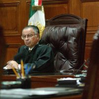 Expresidente de la SCJN, Mariano Azuela fallece a los 89 años