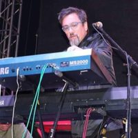 Sr. González unifica al rock mexicano