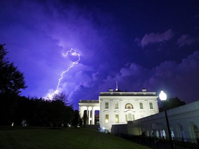 Dos turistas perdieron la vida en Washington después de que un rayo cayera cerca de la Casa Blanca