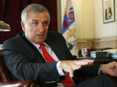 Denuncian al gobernador Gerardo Morales por “ejercicio ilegal de la medicina”