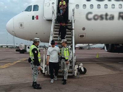 Este es el motivo que dio el pasajero que intentó secuestrar el avión de Volaris para desviarlo a EU