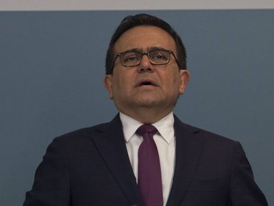 AMLO rechaza persecución política contra Guajardo: "si es gente honesta ¿de qué se preocupa?"