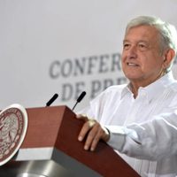 López Obrador alertó que “no hay un descenso claro” del coronavirus en la Ciudad de México