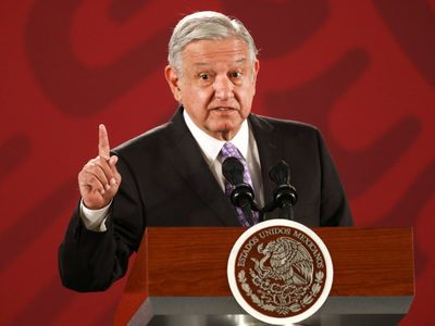 López Obrador: “Calderón y Peña tienen que declarar”