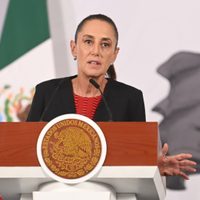 Sheinbaum enviará iniciativa para "blindar" candidaturas de narcocandidatos
