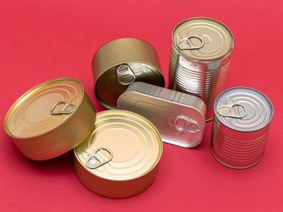 No tires las tapas de las latas de atún o durazno y reciclalas con este proyecto que realza tu hogar