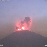 Nueva explosión del Popocatépetl provoca incendios en pastizales; sigue Amarillo Fase 2 (Videos)