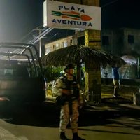 Comando ejecuta a tres mujeres y un hombre en restaurante de Barra Vieja, Acapulco