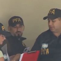 La Policía fue a la casa de Gran Hermano para notificar a una participante