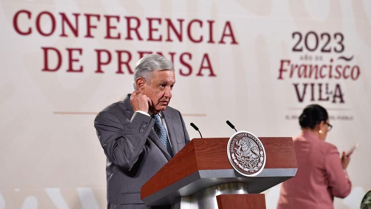 Durante la conferencia presidencial, el gobernador de Tamaulipas Américo Villarreal informó mediante una llamada al presidente del hallazgo de los estadunidenses secuestrados.