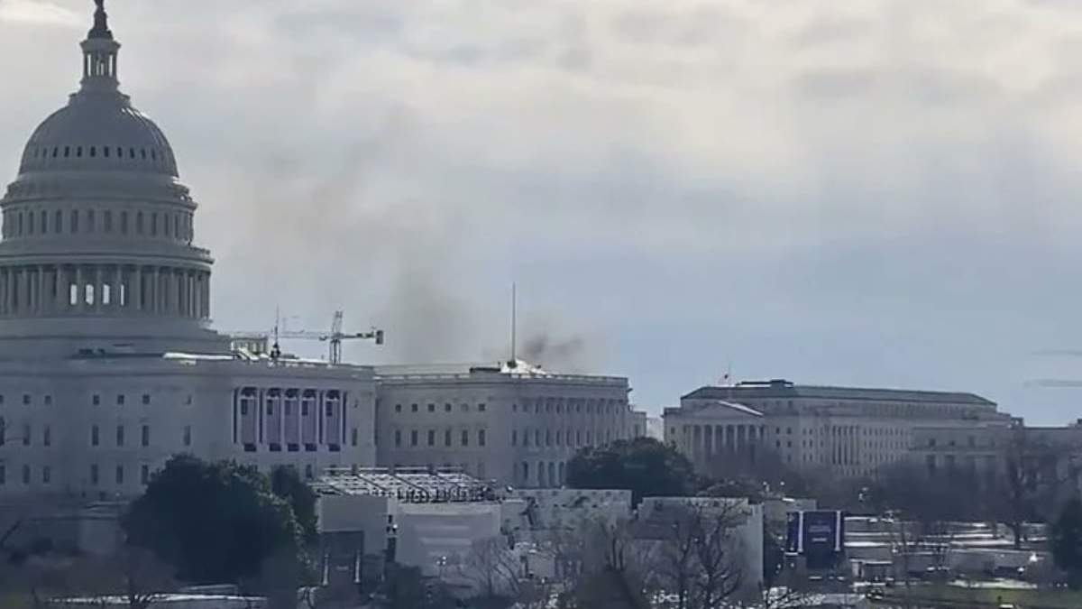 El incendio se registró en los alrededores del Congreso de EU