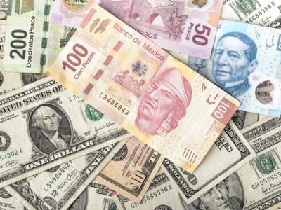 Peso liga tres sesiones a la baja tras nominación de Trump a la Fed y crecimiento débil del PIB