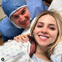 Samuel García y Mariana Rodríguez vuelven un espectáculo en redes el nacimiento de su hija