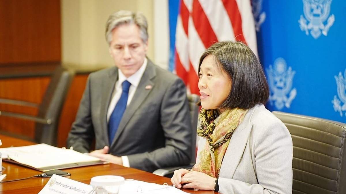 El secretario de Estado, Antony Blinken, y la representante comercial de EU, Katherine Tai