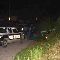 Pobladores retienen a cuatro policías en Chiapas