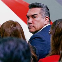 En manos del PRI, la batalla por el control del INE