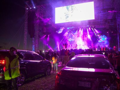 Buen inicio de autoconciertos en Toluca con Moderatto