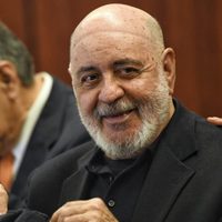 Senador de Tlaxcala recibirá a “huevazos y jitomatazos” a quien vista como nazi