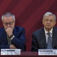 AMLO afirma que buscan calumniar a su gobierno por la muerte de Carlos Urzúa