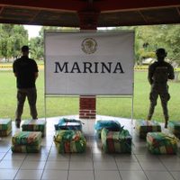Golpe de la Marina al Mayo Zambada y al Cártel de Sinaloa: incautan 120 toneladas de precursores
