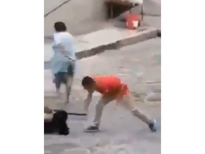 Graban pleito que llegó hasta los machetazos entre familias en Naucalpan