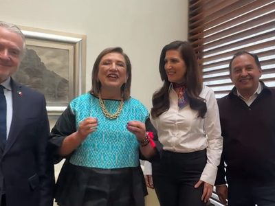 Kenia López Rabadán se suma al equipo de Xóchitl Gálvez