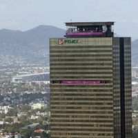 Pemex pide relistar bonos por un monto de casi 3.8 mil millones de dólares