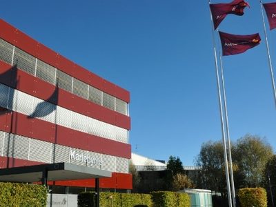 Reino Unido responde a Alemania: vacuna AstraZeneca es eficaz en todos los grupos de edad