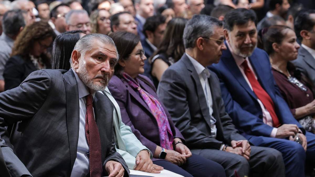Adán Augusto, entre los invitados