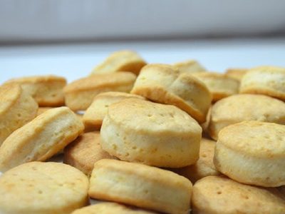Si te sobró puré, no te preocupes: armá estos bizcochitos de papa que son un 10 para una tarde a puros mates