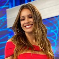Pampita causa impacto al mostrar cómo combinar el vestido que más vas a usar esta temporada