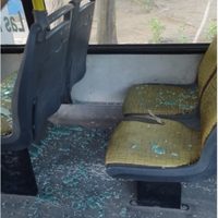 Apedrearon a colectivo de la línea 13 de Autobuses Neuquén e hirieron a pasajeros