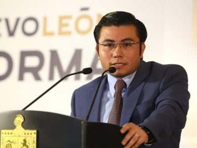 Samuel García coloca en secretaría del Medio Ambiente a exfuncionario del SAT procesado