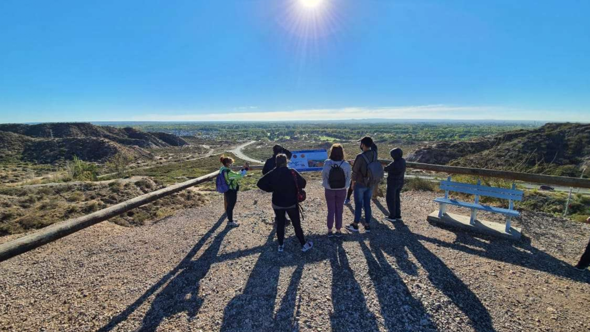 Neuquén capital propone visitas guiadas entre otros atractivos. Fuente: (Municipalidad de Neuquén)
